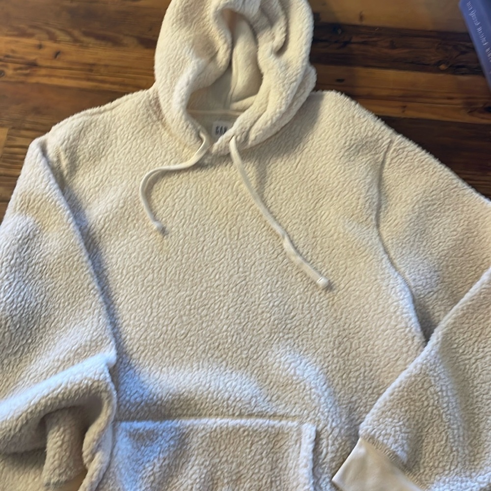 Gap cozy hoodie, cream Sherpa material